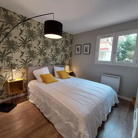 Apartment Ermitage. Pour 4 Personnes Au Centre-ville D'hossegor. Wifi Gratuit *